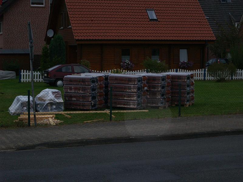 P8311360 